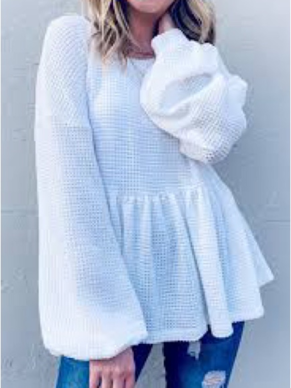 ANDTHEWHY White Balloon Sleeve Peplum Sweater